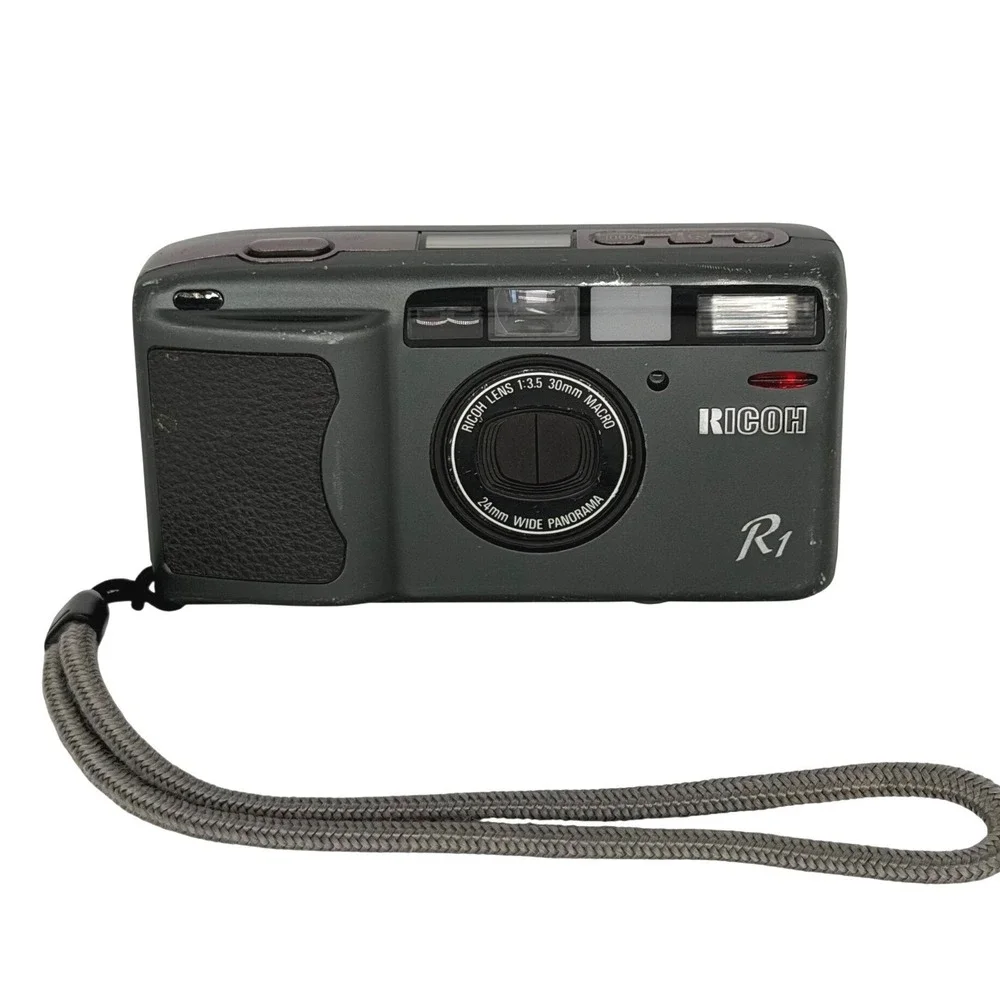 Ricoh R1 35mm Film Camera 30mm f3.5 Macro 24mm Compact Point Shoot For Parts
